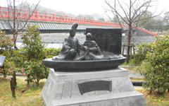 �F���\��