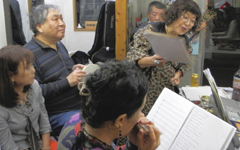 ���y���t