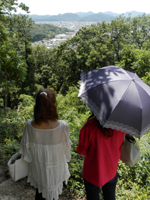 ���q�� �h���R