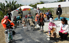 �� �n���E�B��