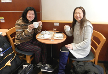 �V���� �i���X