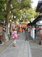 �Q����s ����_��