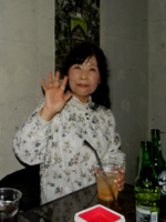 �}������